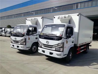 國六 東風(fēng)多利卡D6冷藏車(chē)