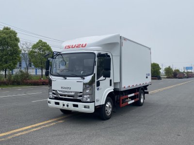 國六慶鈴五十鈴4米2冷藏車(chē)